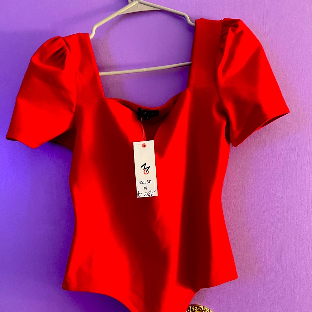 BNWT boutique bodysuit